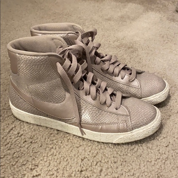 snakeskin nike high tops